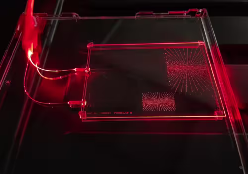 vitrealab light chip in action with red light